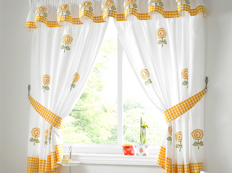 Advantages-of-Getting-Your-Curtains-Cleaned